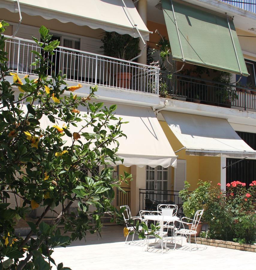 Family House Apartamento Calamata Exterior foto